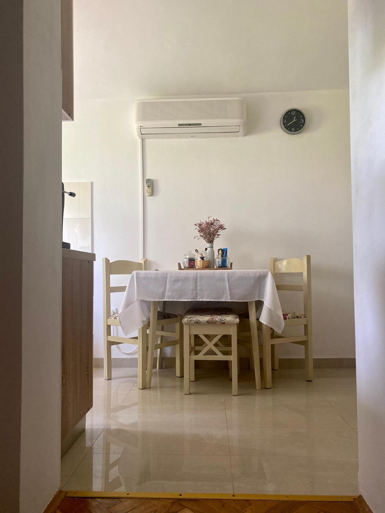Apartment Ponos คิร์ก ภายนอก รูปภาพ