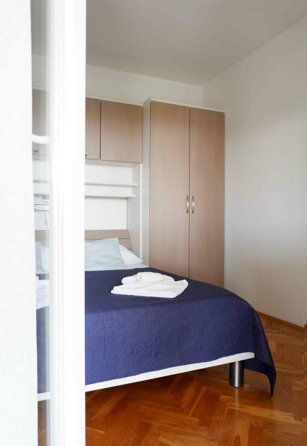 Apartment Ponos คิร์ก ภายนอก รูปภาพ