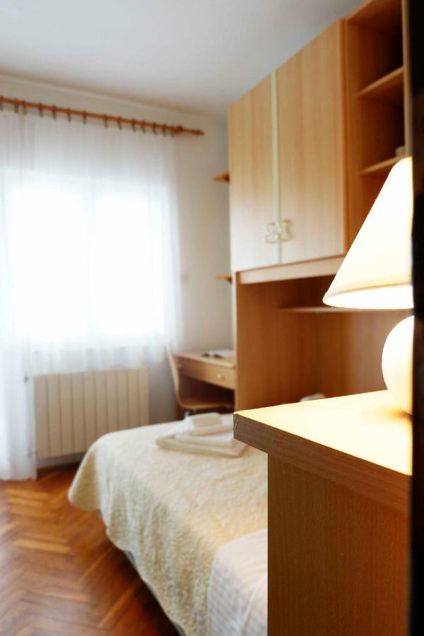 Apartment Ponos คิร์ก ภายนอก รูปภาพ